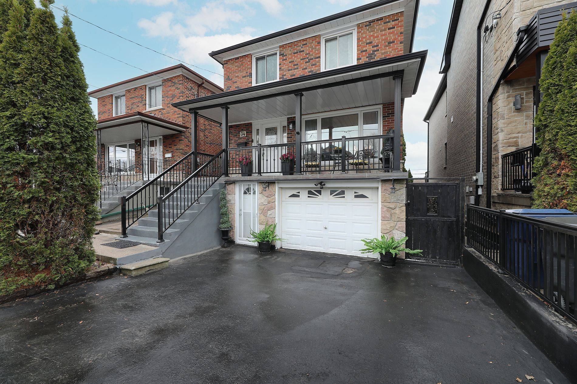 34 Mystic AVE, Toronto E06, ON M1L 4G9