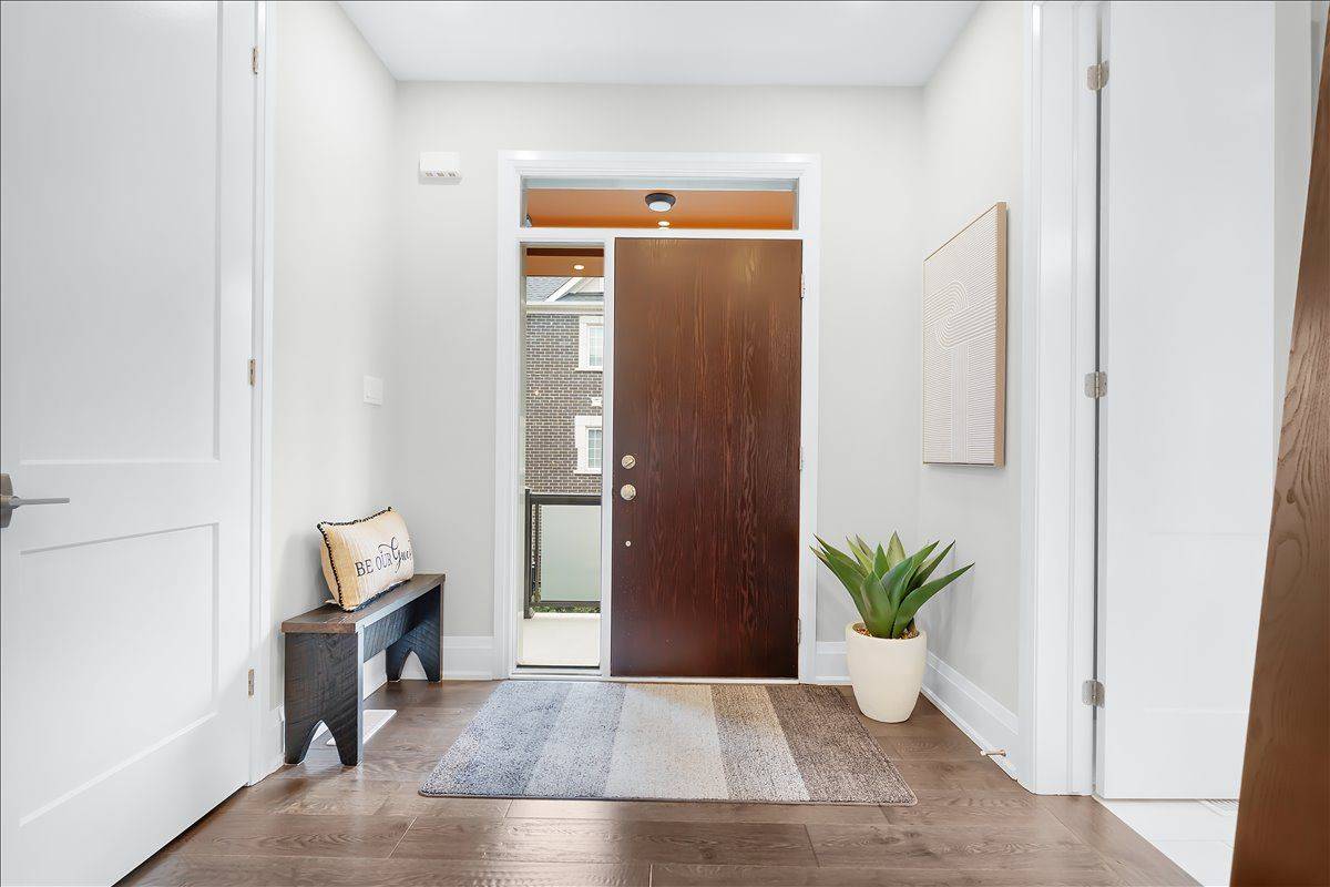 3042 Creekshore Common #19, Oakville, ON L6M 0Y6