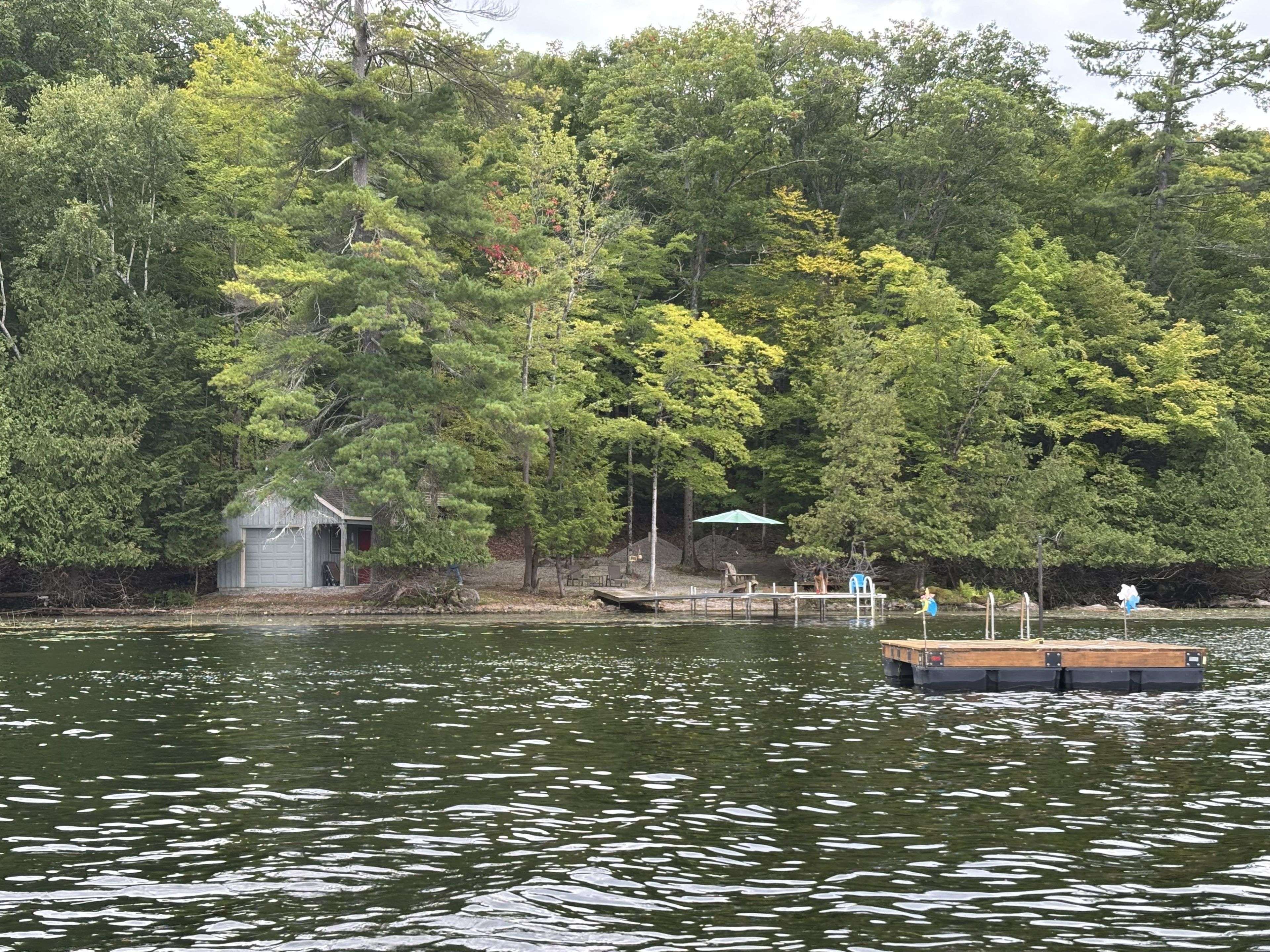 200 Walnut Point RD, Rideau Lakes, ON K0G 1E0