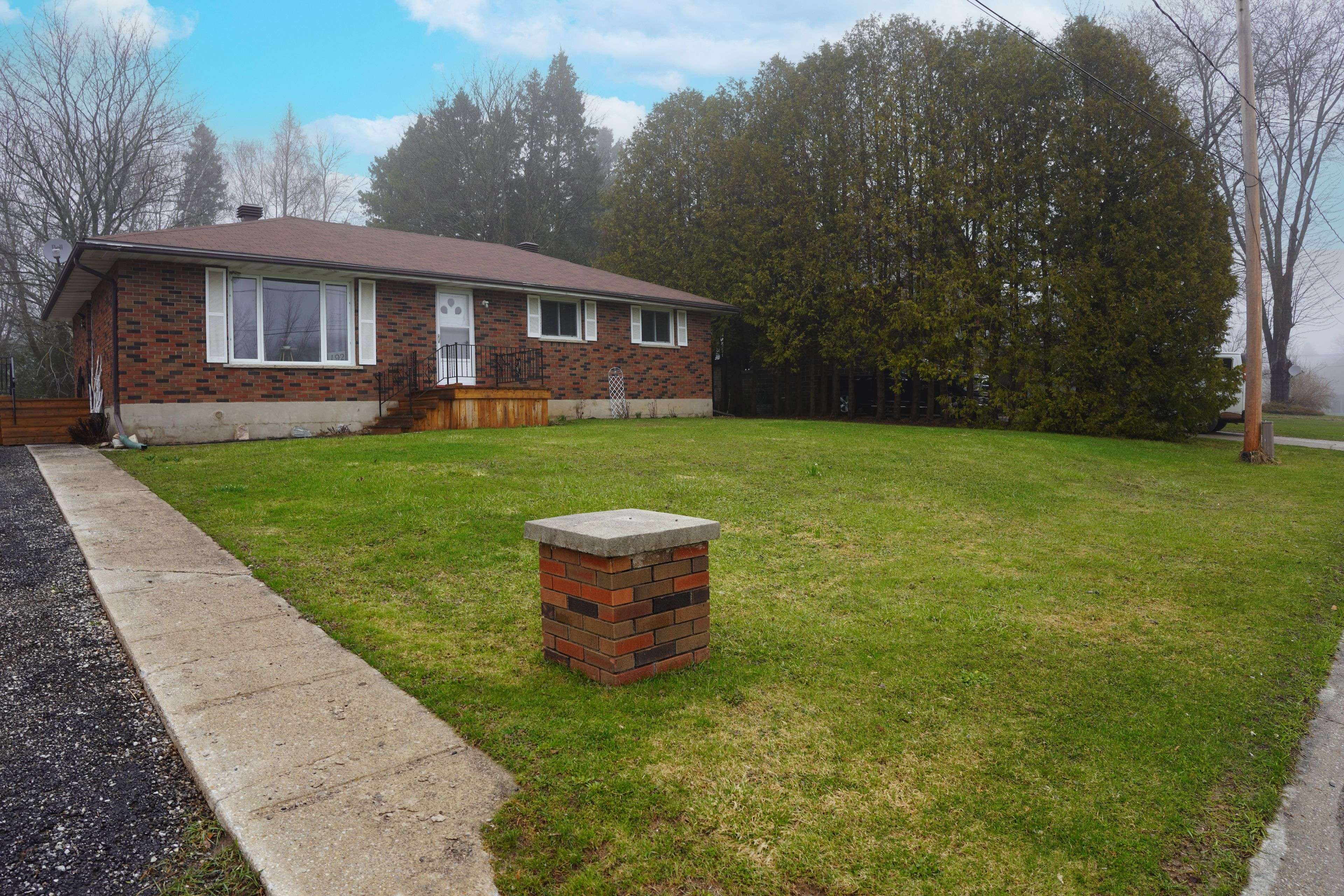 192 George ST, South Bruce Peninsula, ON N0H 2T0