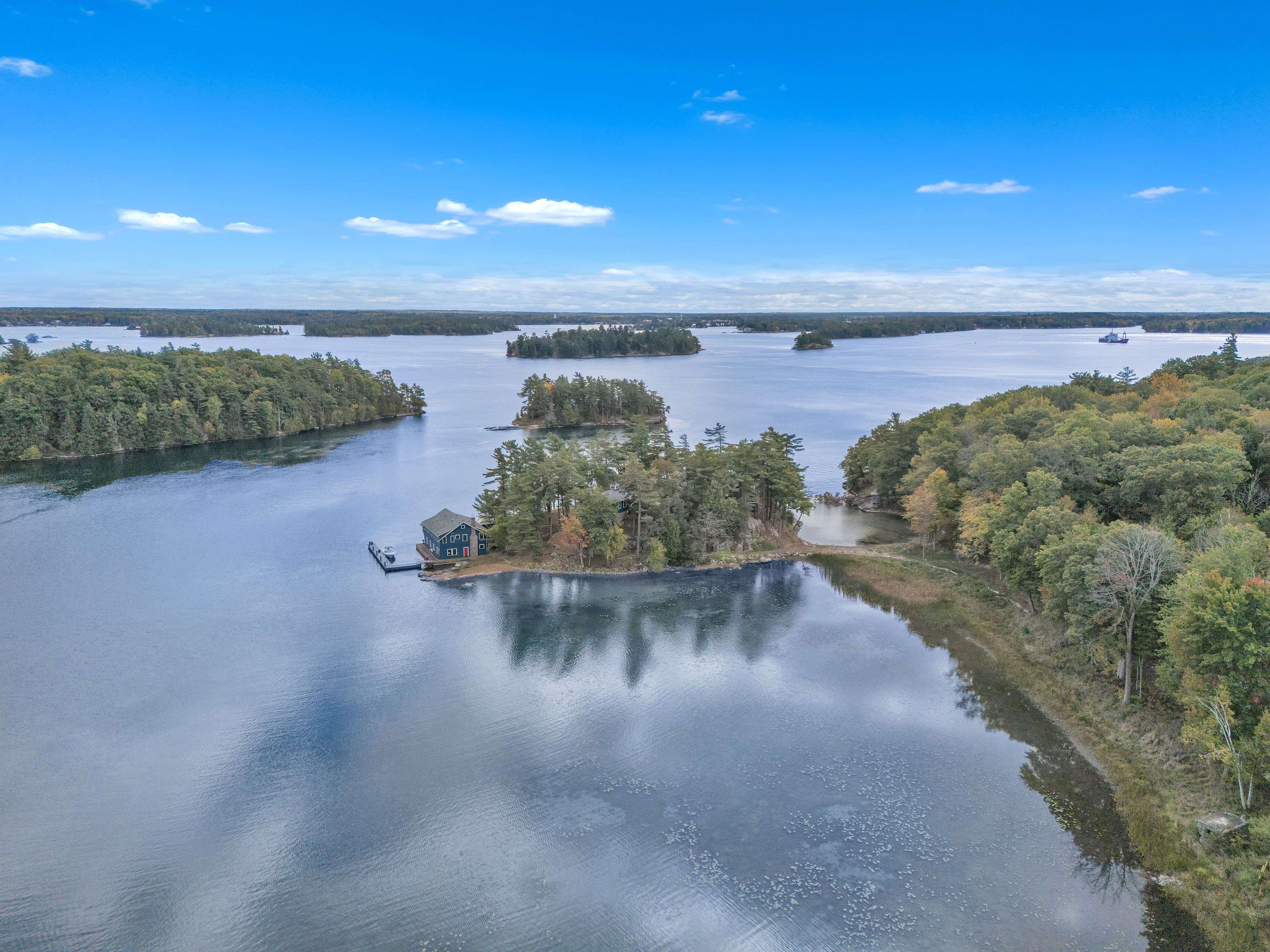 1 BABY TAR IS, Front Of Leeds & Seeleys Bay, ON K0E 1L0