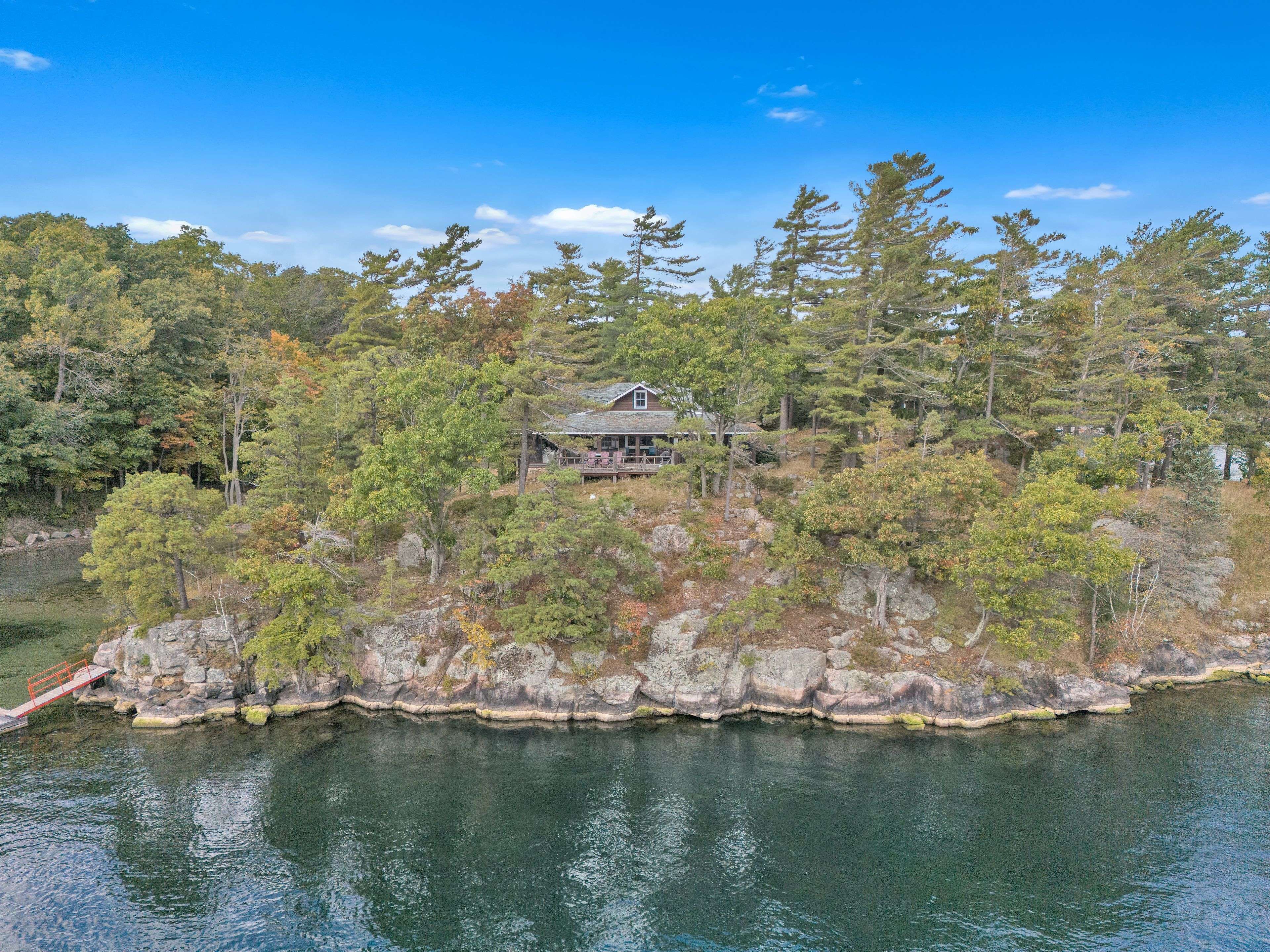 1 BABY TAR IS, Front Of Leeds & Seeleys Bay, ON K0E 1L0