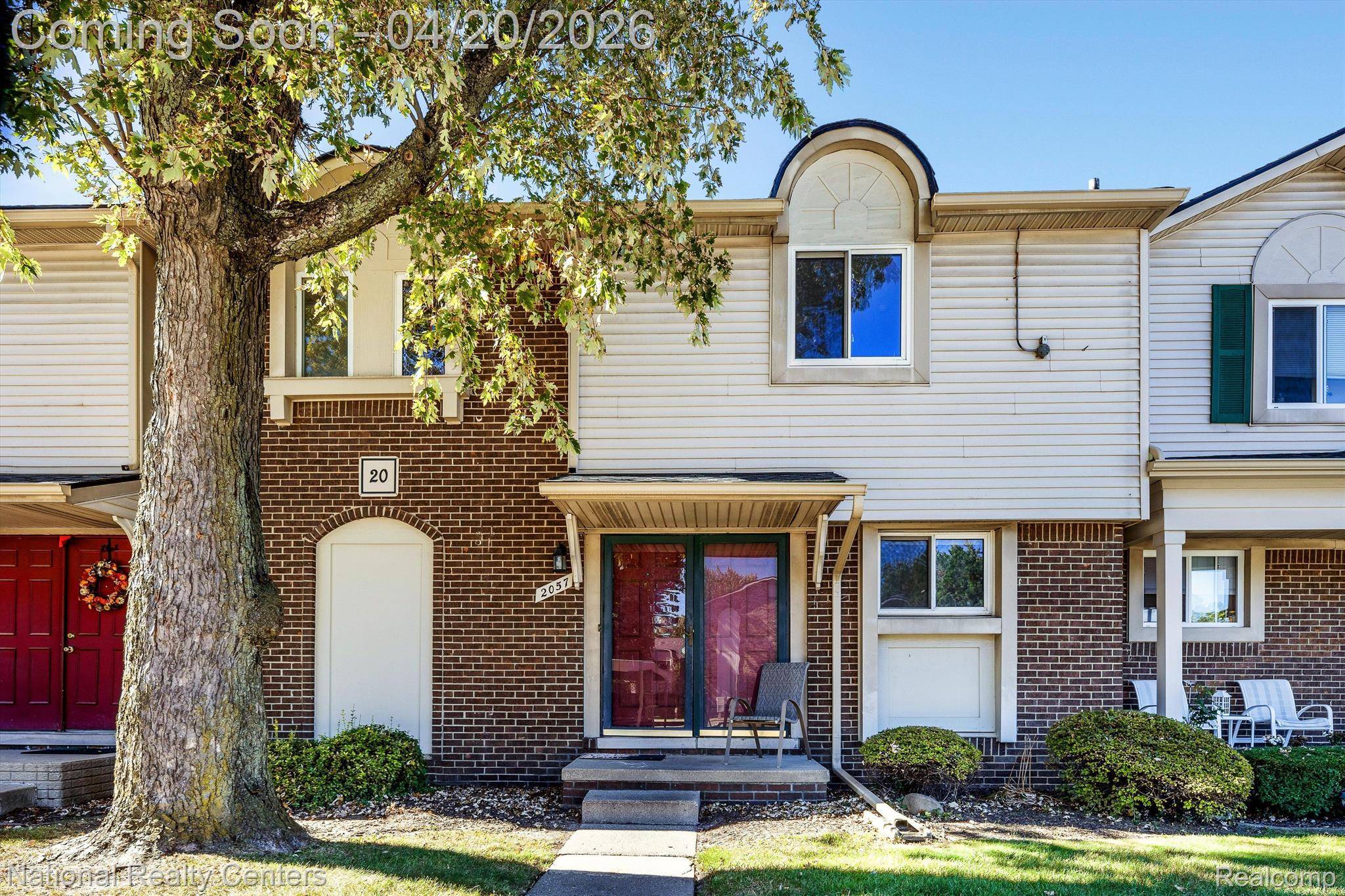 2057 W FRANKLIN DR, Canton Charter Township, MI 48187