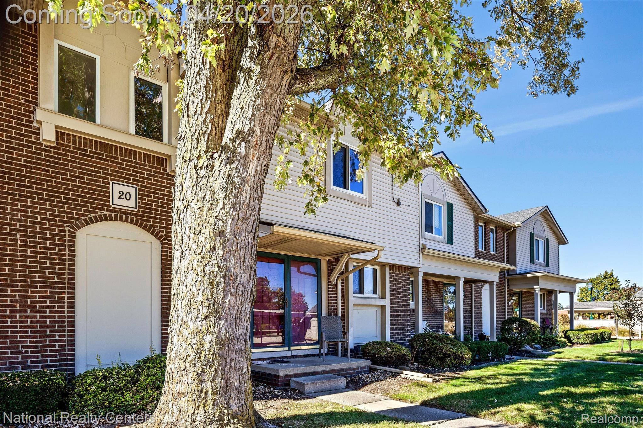 2057 W FRANKLIN DR, Canton Charter Township, MI 48187