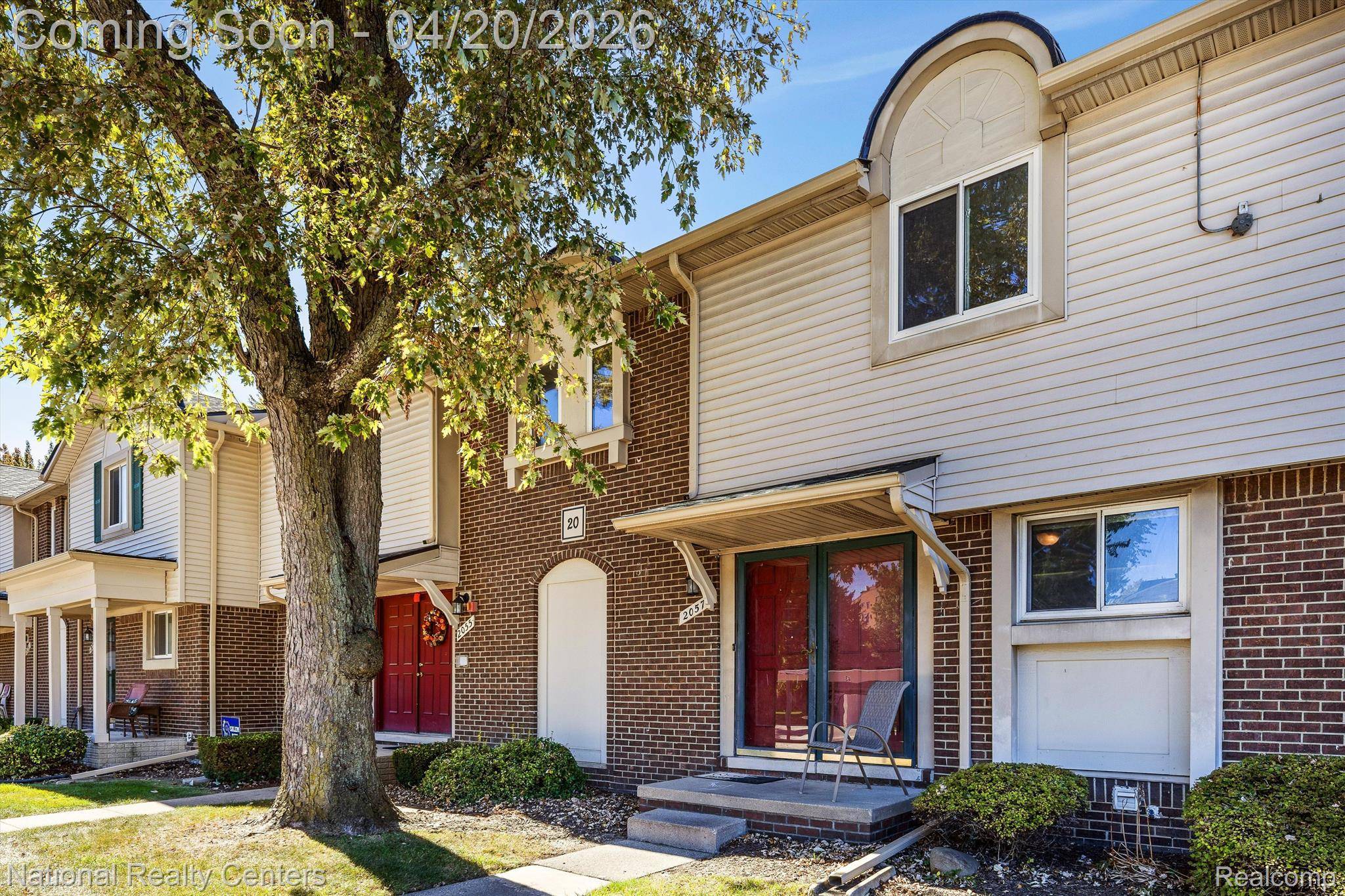 2057 W FRANKLIN DR, Canton Charter Township, MI 48187