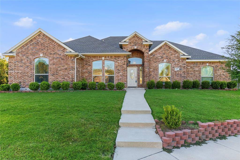 1357 Lake Grove Lane, Desoto, TX 75115