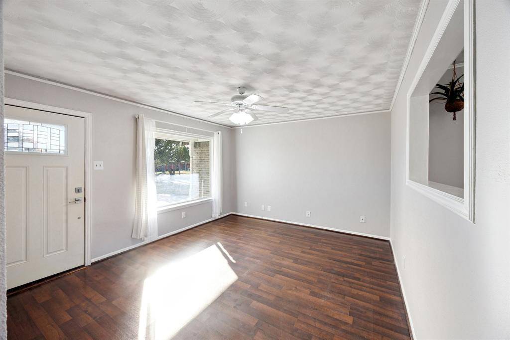 613 La Salle Drive, Richardson, TX 75081