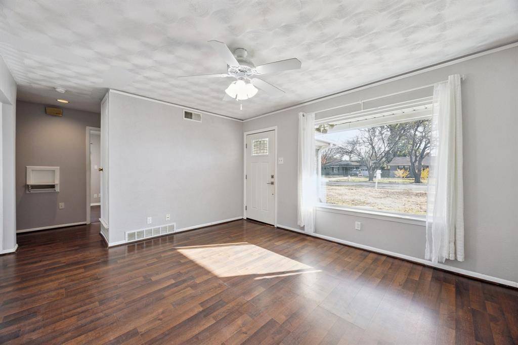 613 La Salle Drive, Richardson, TX 75081