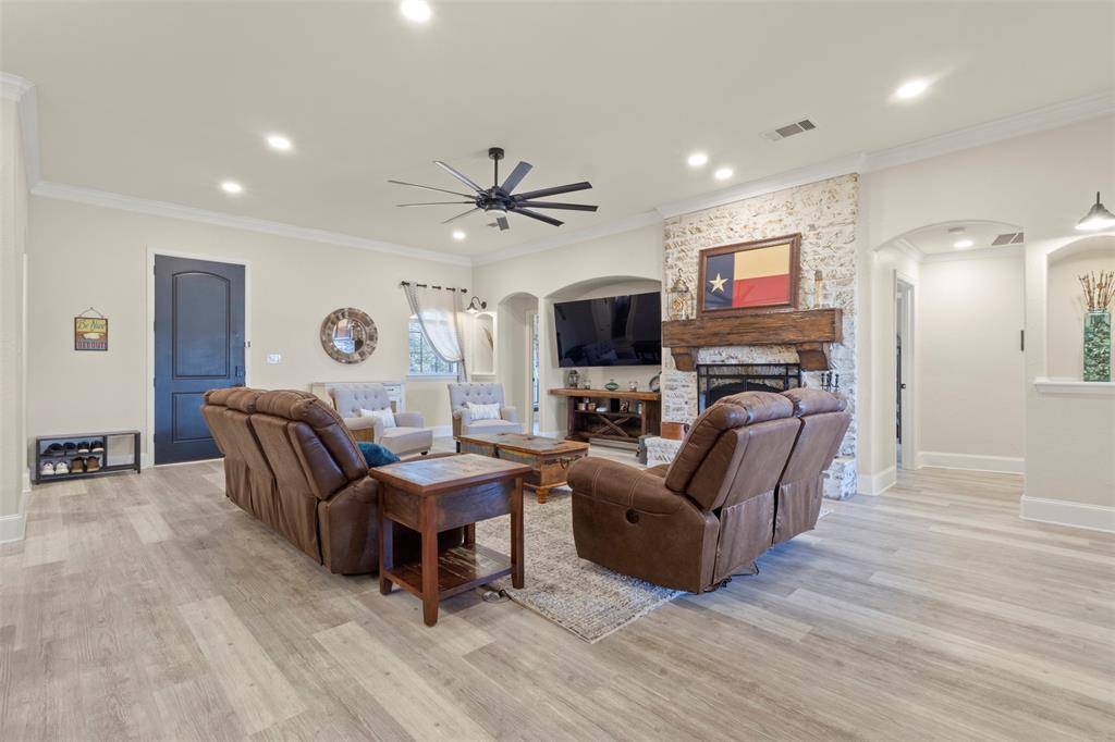 3112 Preston Club Drive, Sherman, TX 75092