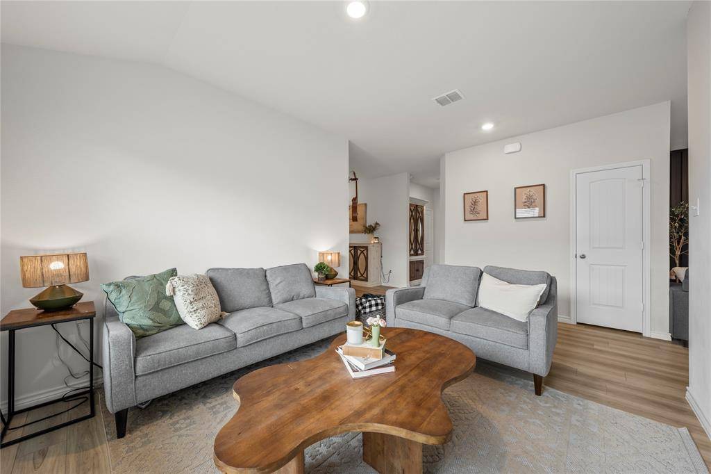 5717 Berkley Heights Drive, Waco, TX 76708