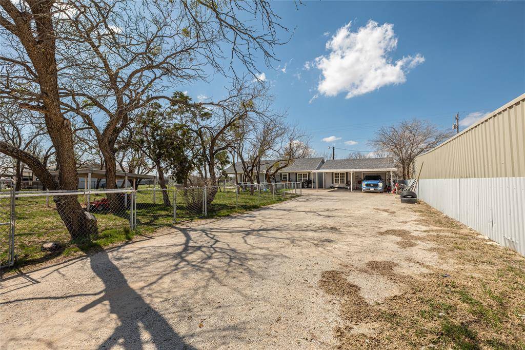 240 FM 382, Ovalo, TX 79541
