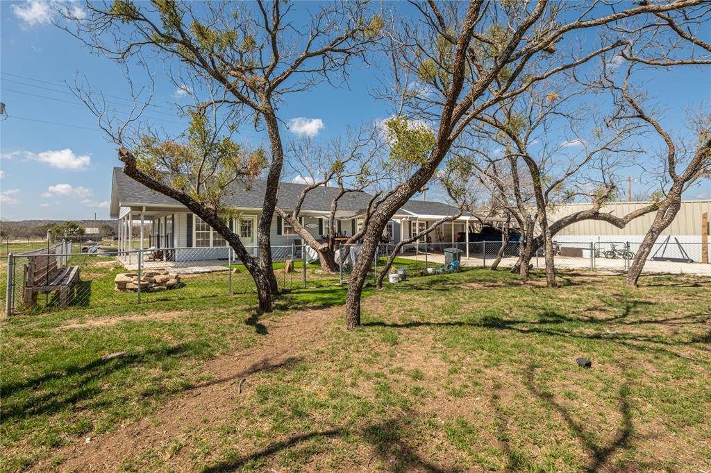 240 FM 382, Ovalo, TX 79541