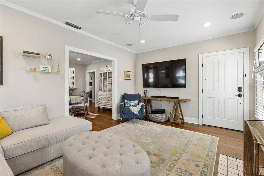 5715 Kenwood Avenue, Dallas, TX 75206