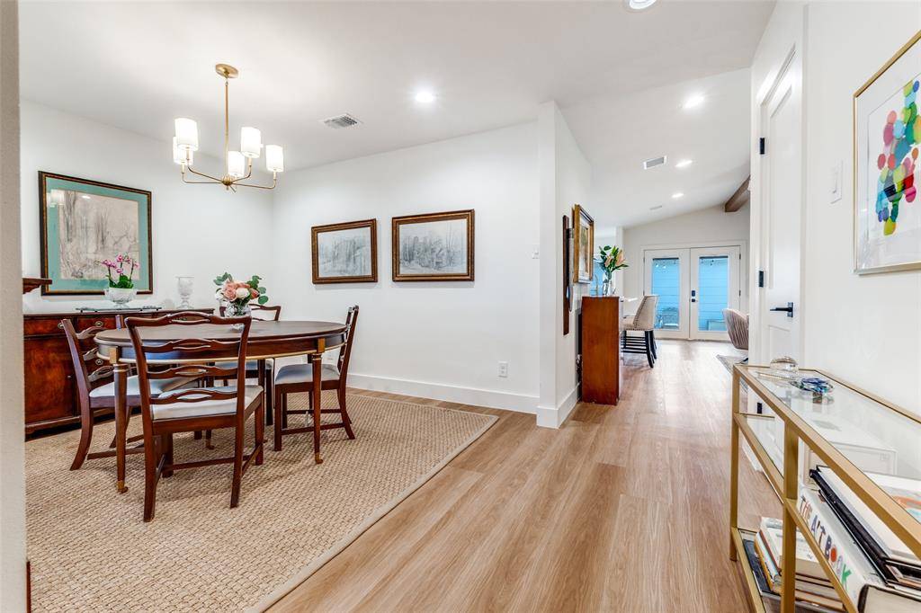 3740 Weeburn Drive, Dallas, TX 75229