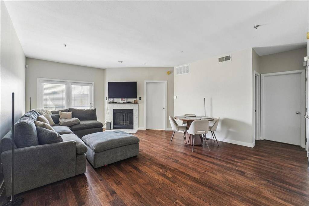 4111 Cole Avenue #14, Dallas, TX 75204