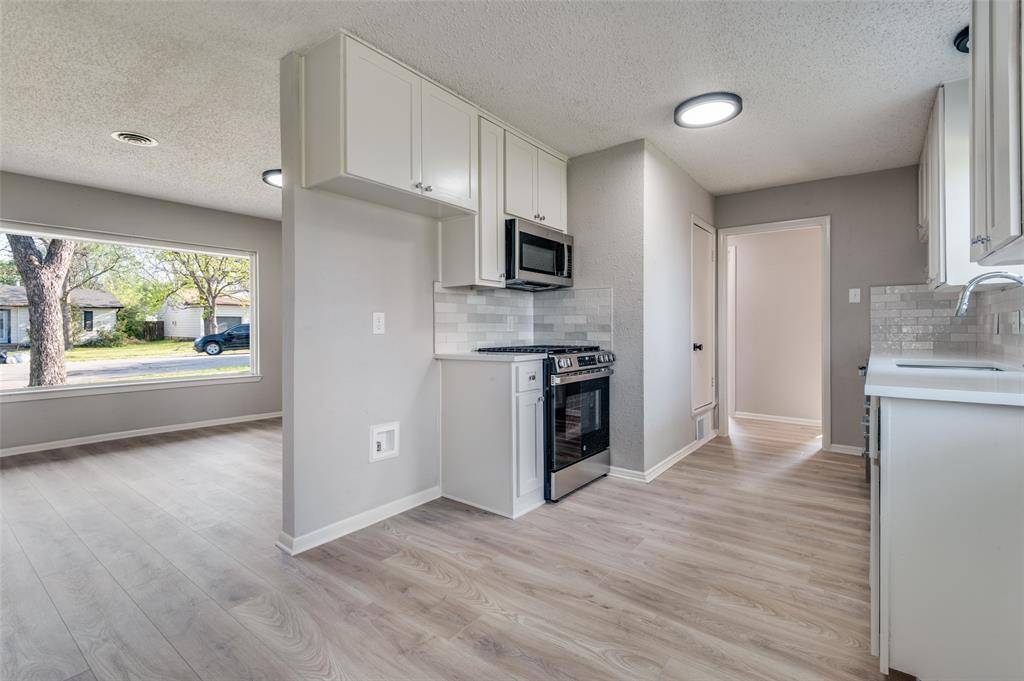 2320 Muret Street, Irving, TX 75062