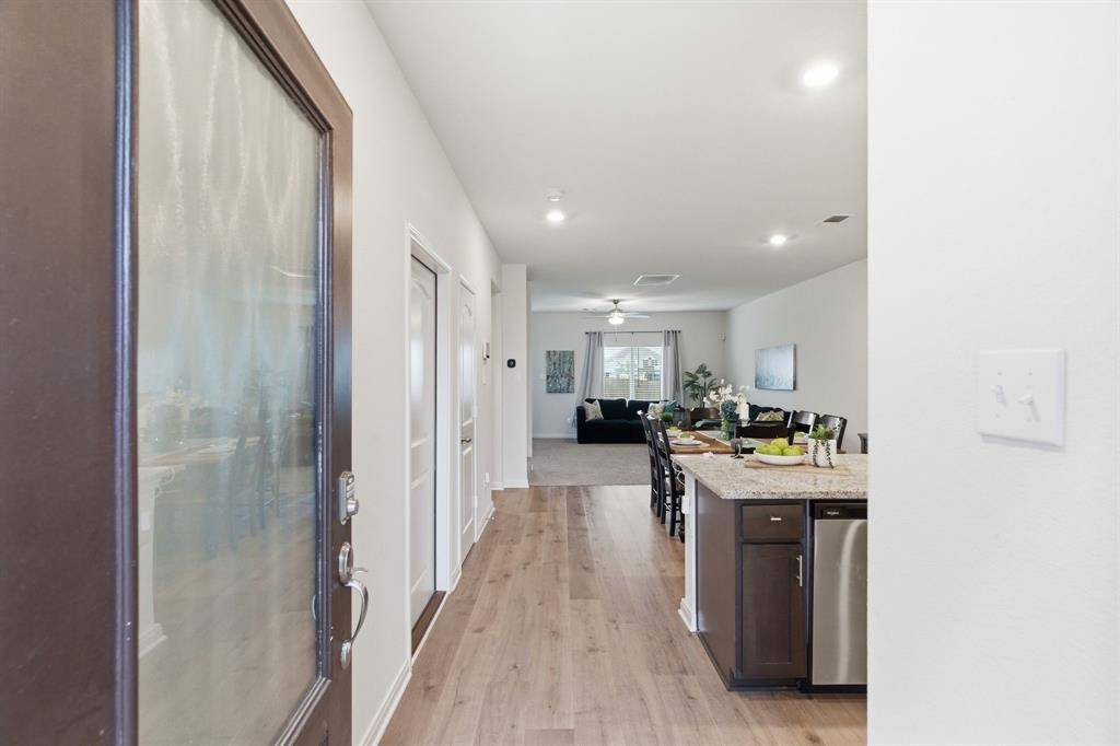 9900 Fighting Falcon Way, Fort Worth, TX 76131