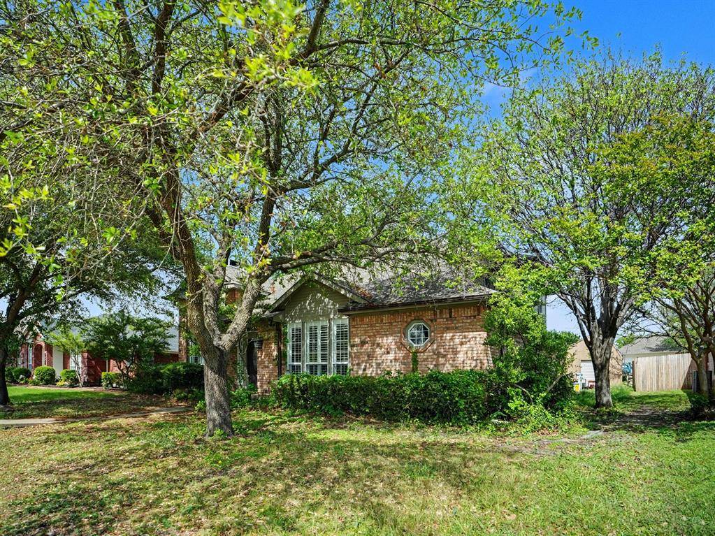 2802 Boyd Street, Ennis, TX 75119