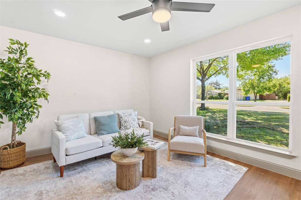 1813 Glengarry Drive, Carrollton, TX 75006