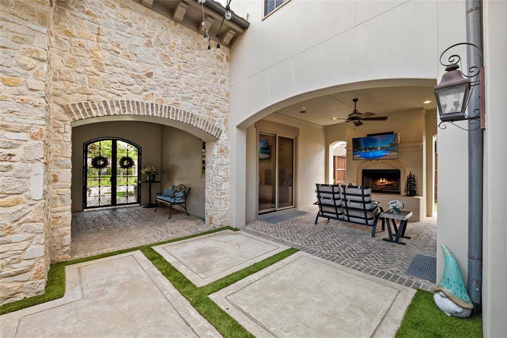 5767 Waters Edge Drive, Irving, TX 75039