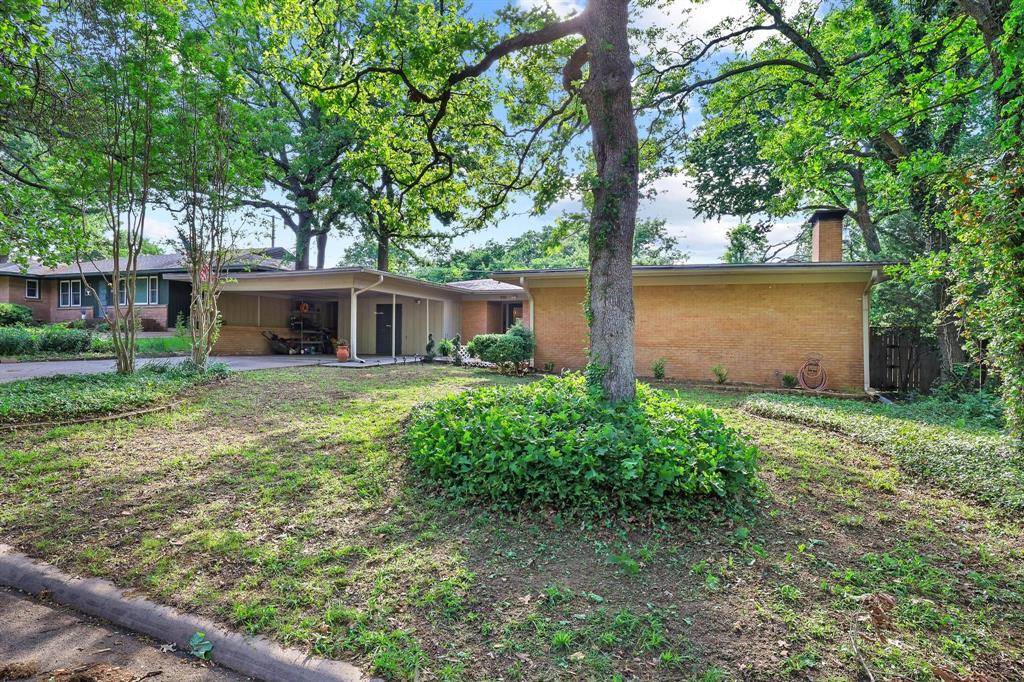 919 S French Avenue, Denison, TX 75020