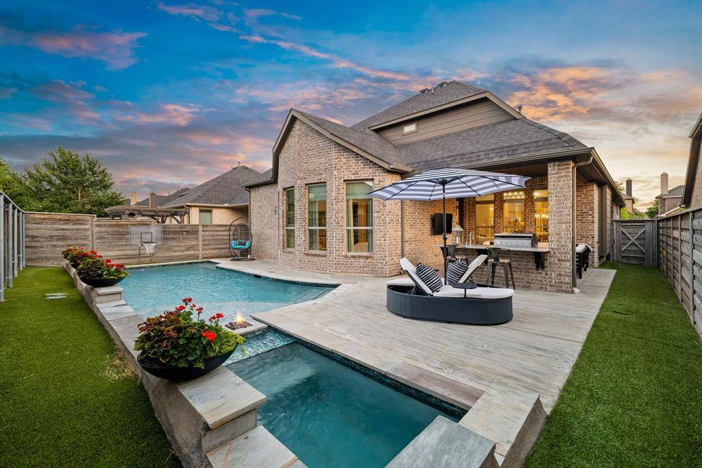 821 Sandbox Drive, Little Elm, TX 76227