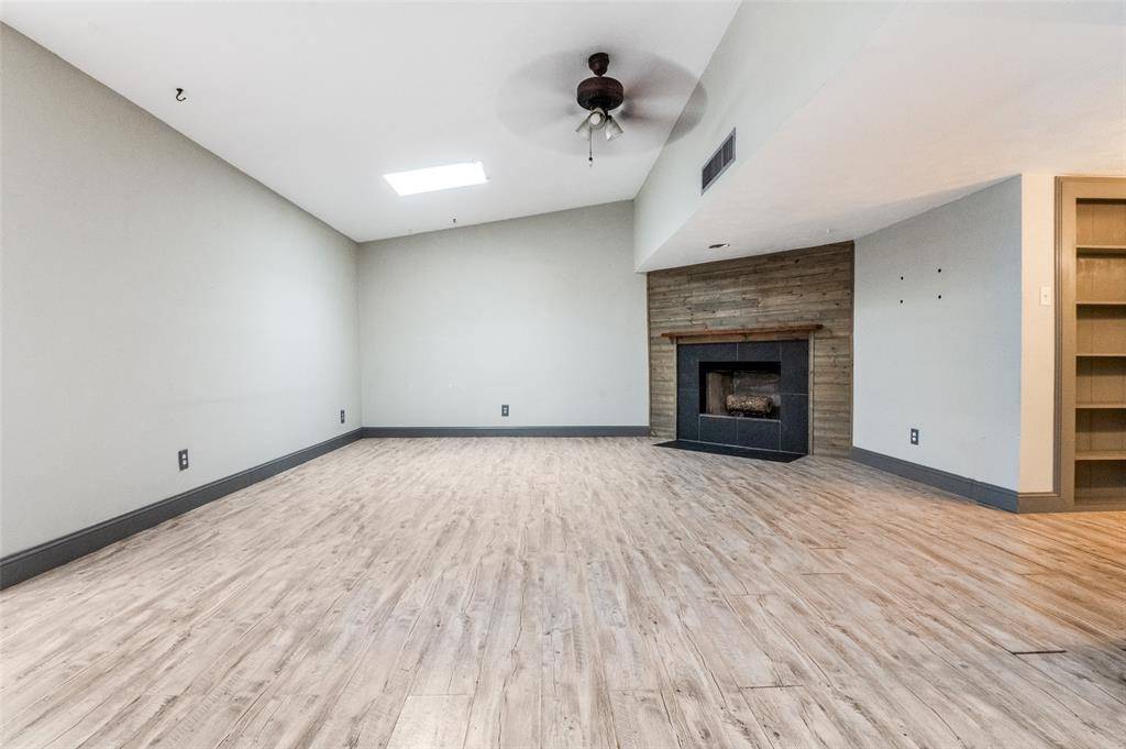 2511 Ridgemoor Court, Arlington, TX 76016