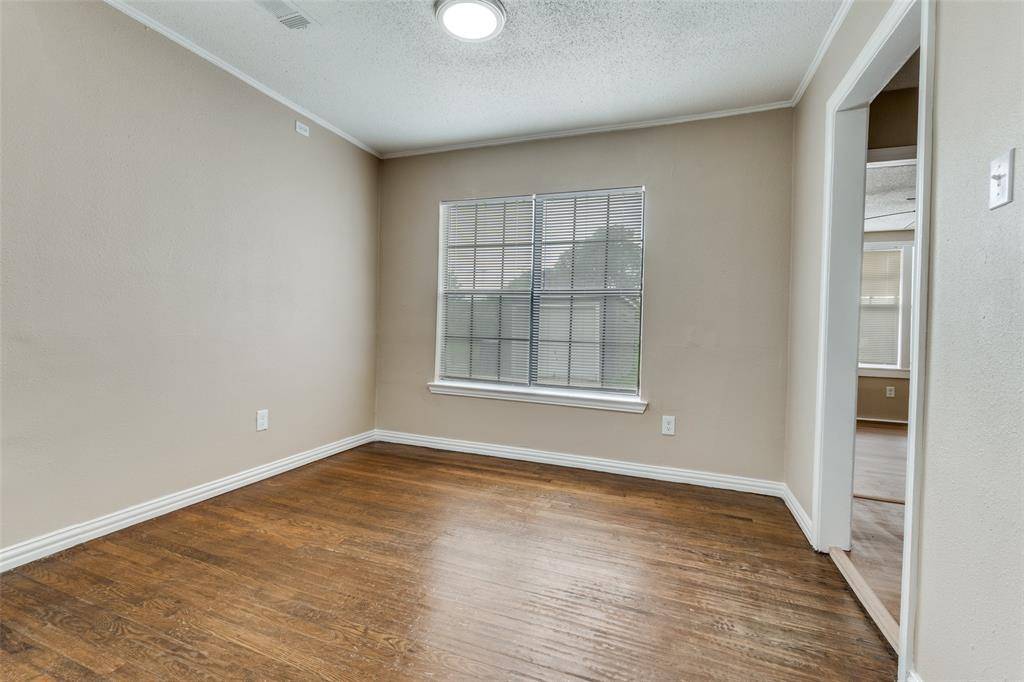 2427 Hudspeth Avenue, Dallas, TX 75216