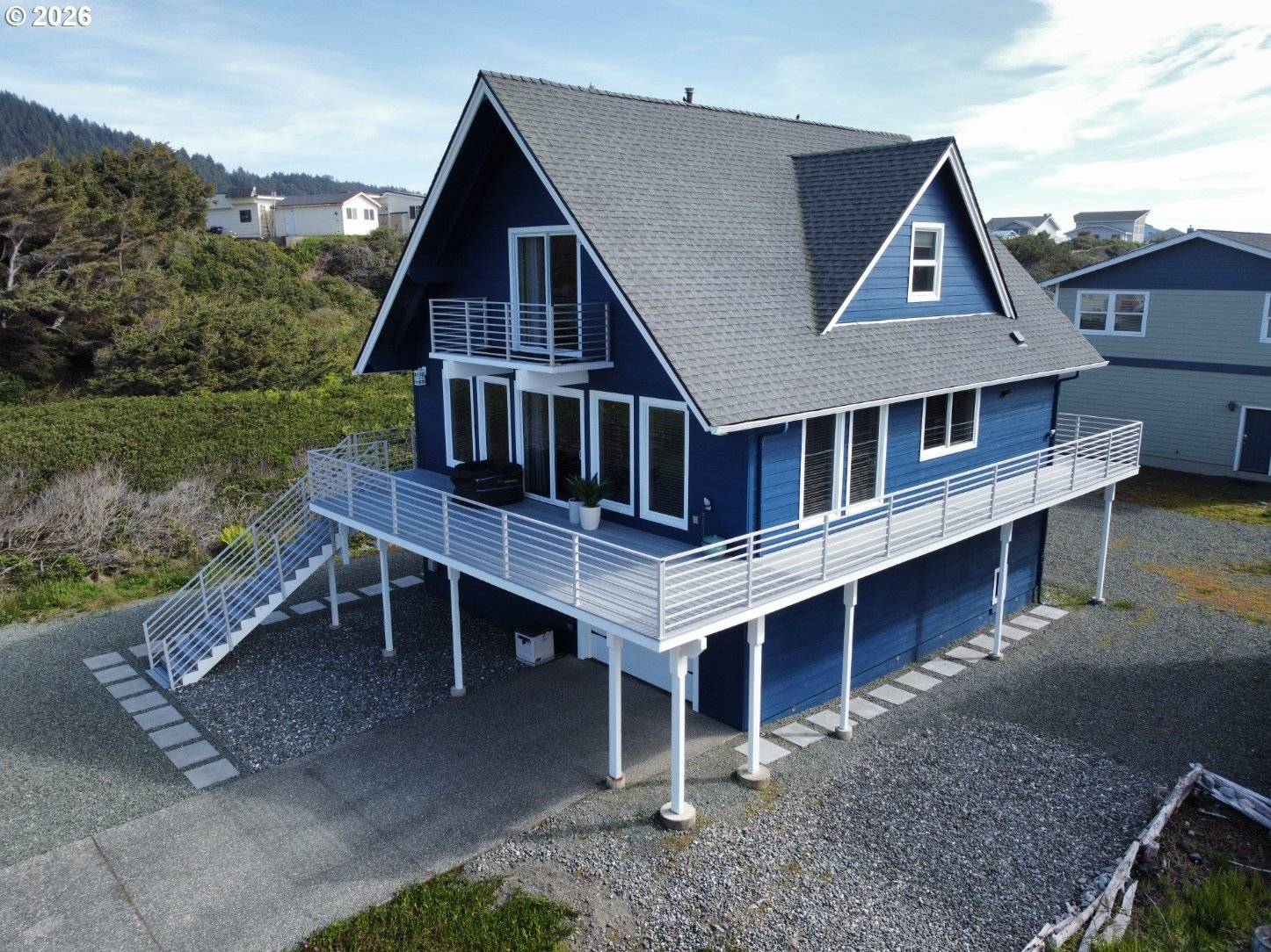 93890 PEBBLE PL, Gold Beach, OR 97444