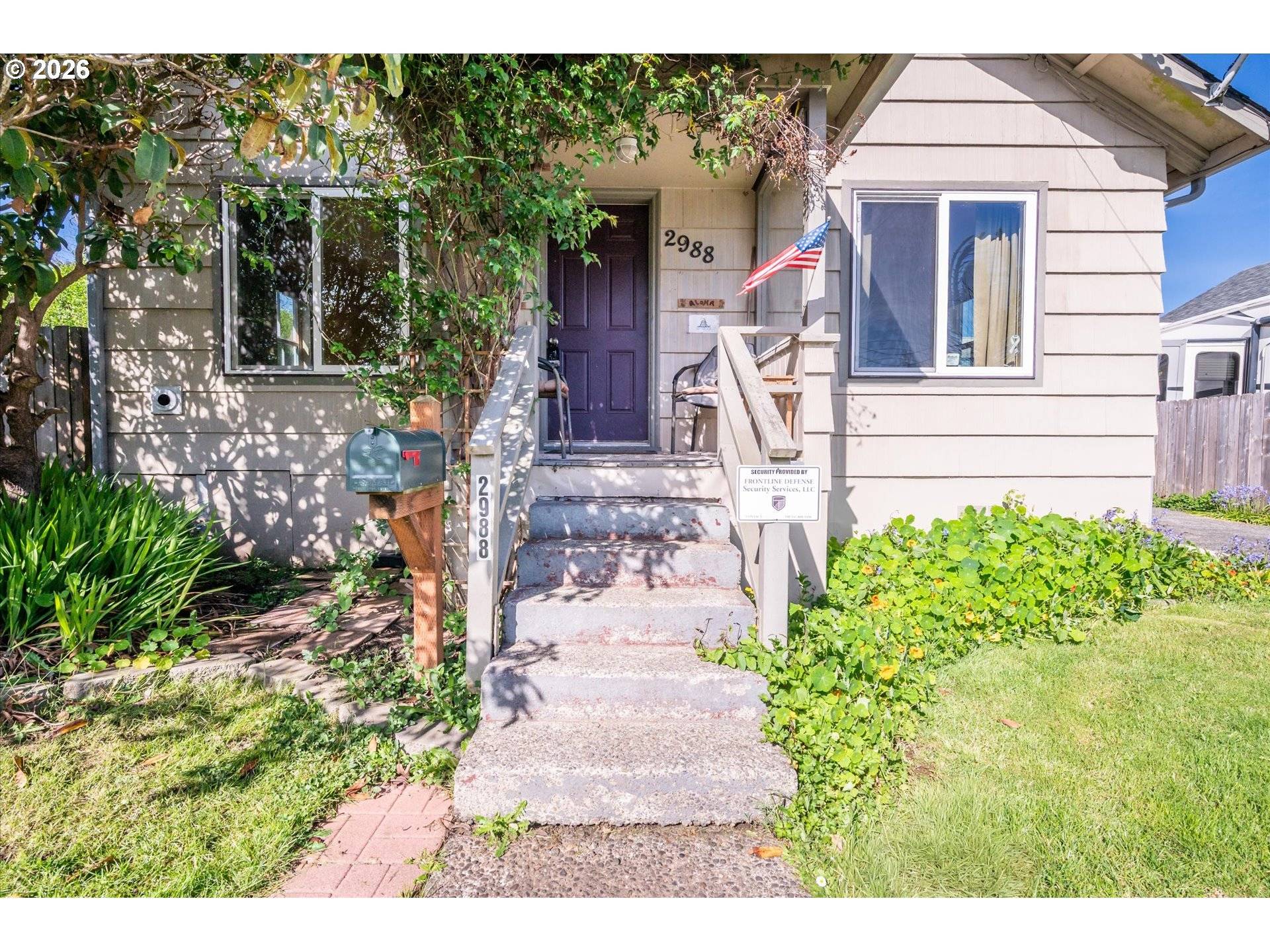 2988 SHERIDAN AVE, North Bend, OR 97459