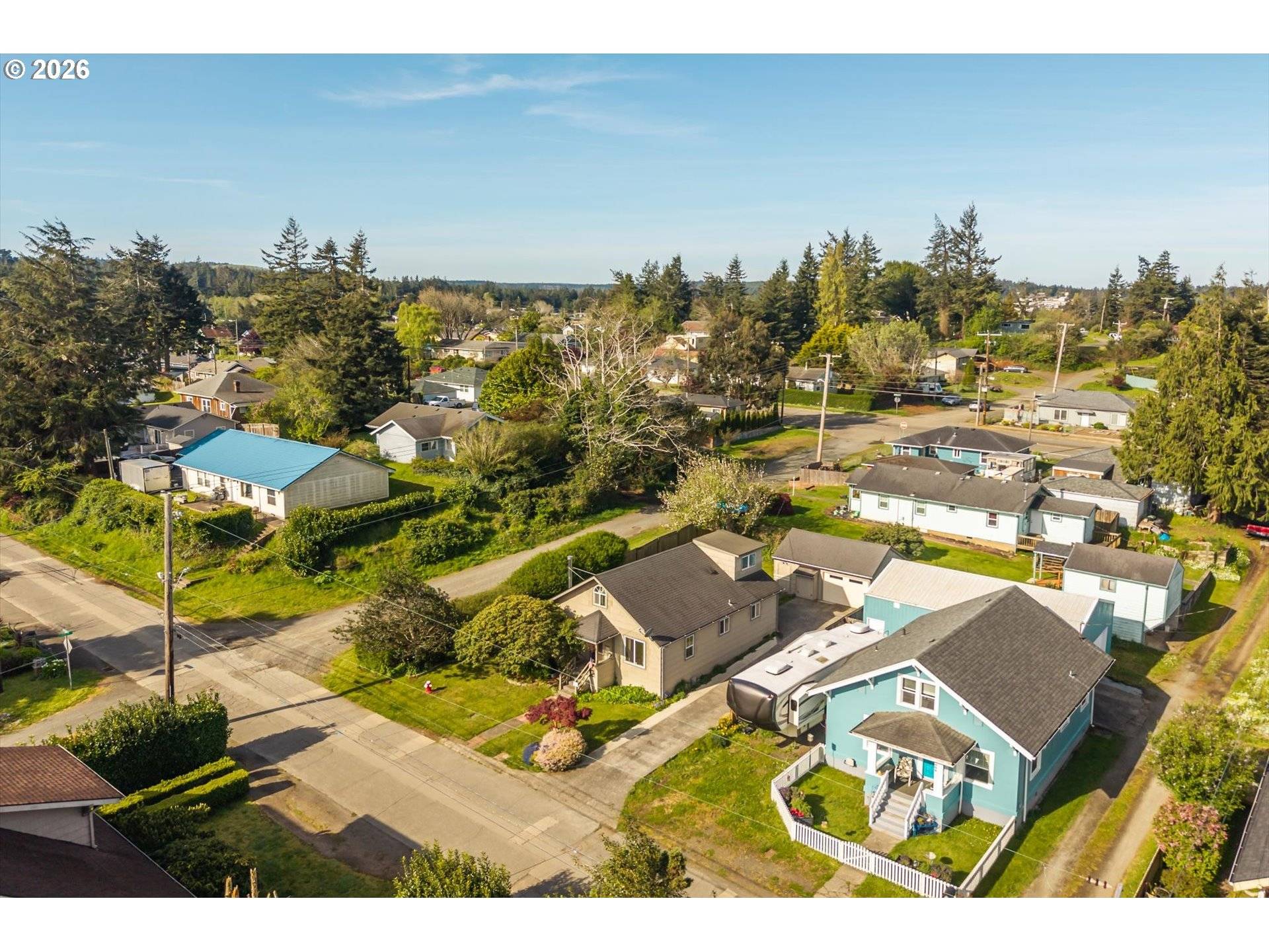 2988 SHERIDAN AVE, North Bend, OR 97459