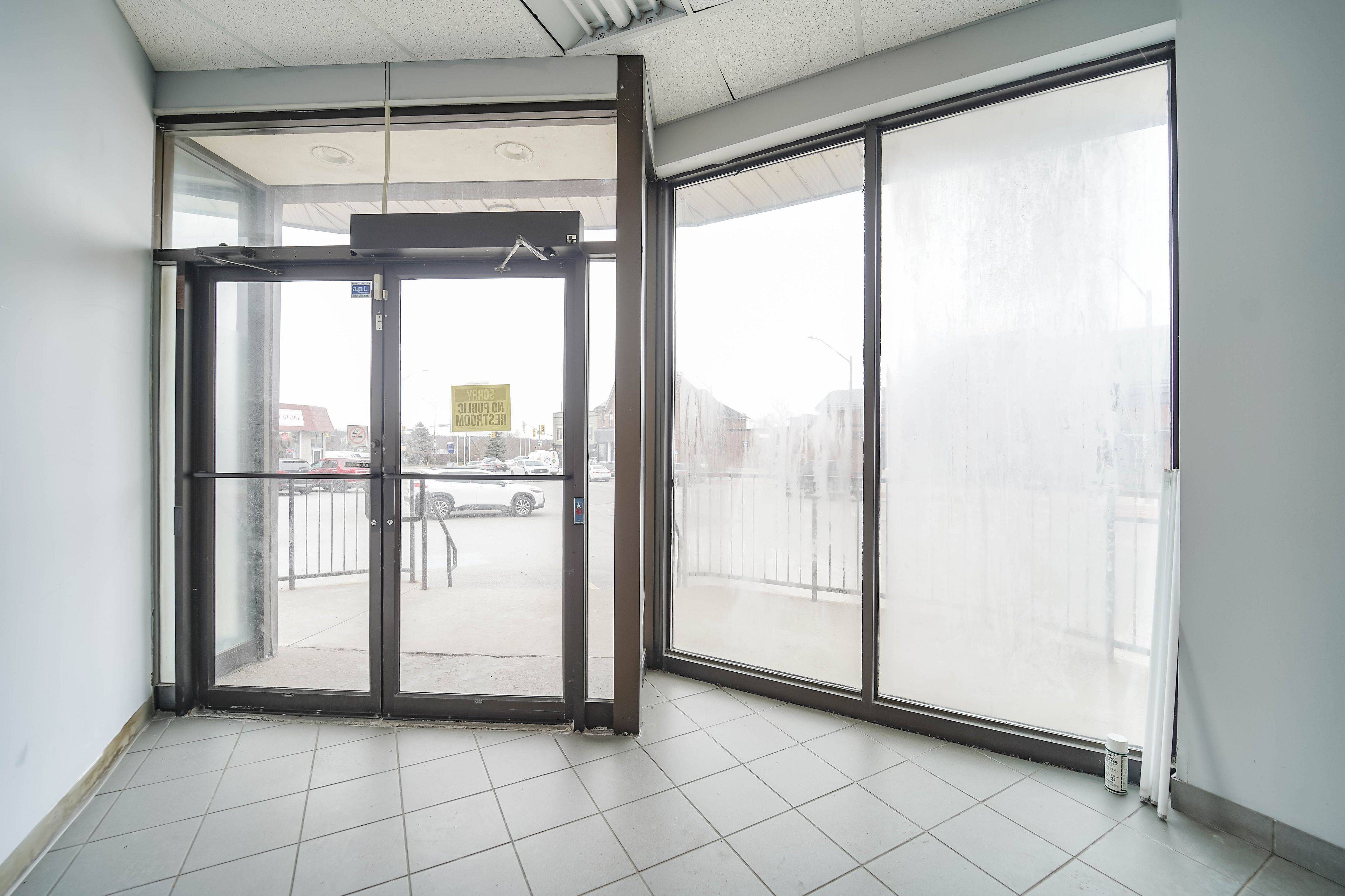 21 Essa RD #1, Barrie, ON L4N 3K4