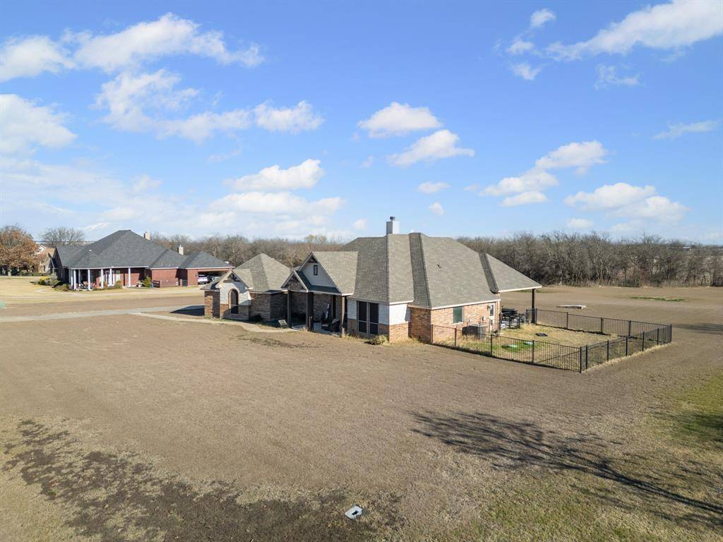 184 Angus Court, Itasca, TX 76055