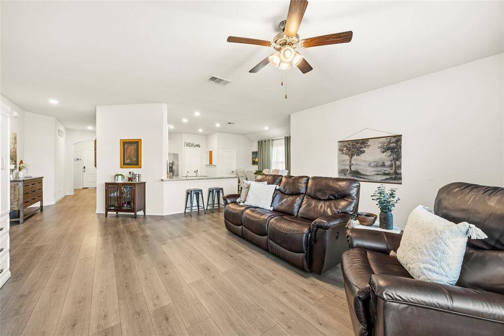 316 Jefferson Lane, Fate, TX 75189