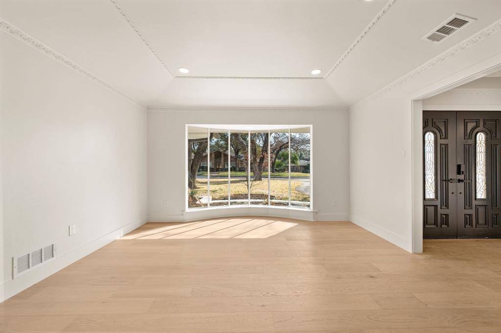 3945 Shady Hill Drive, Dallas, TX 75229