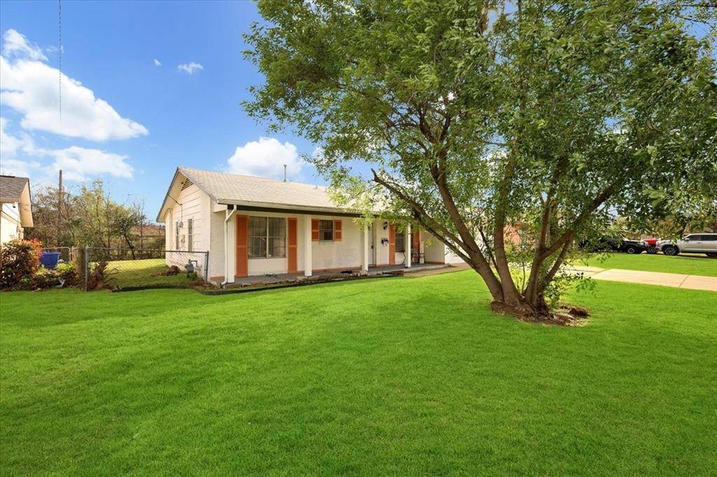 2508 W Rochelle Road, Irving, TX 75062