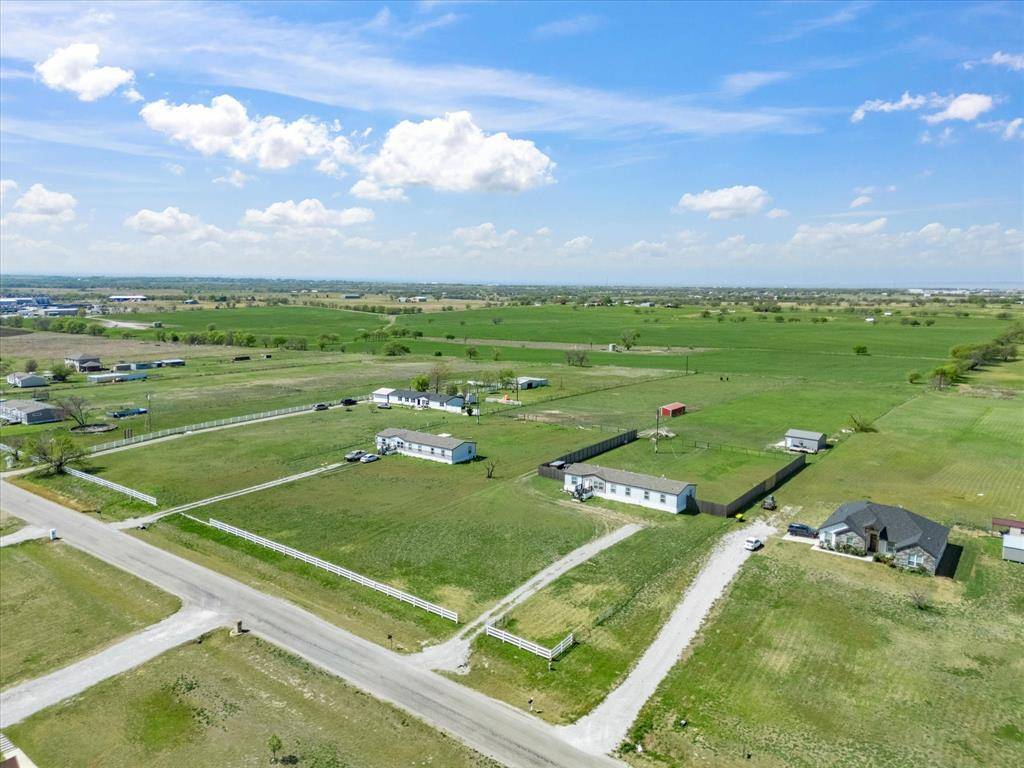 341 Mesa Ridge, Decatur, TX 76234