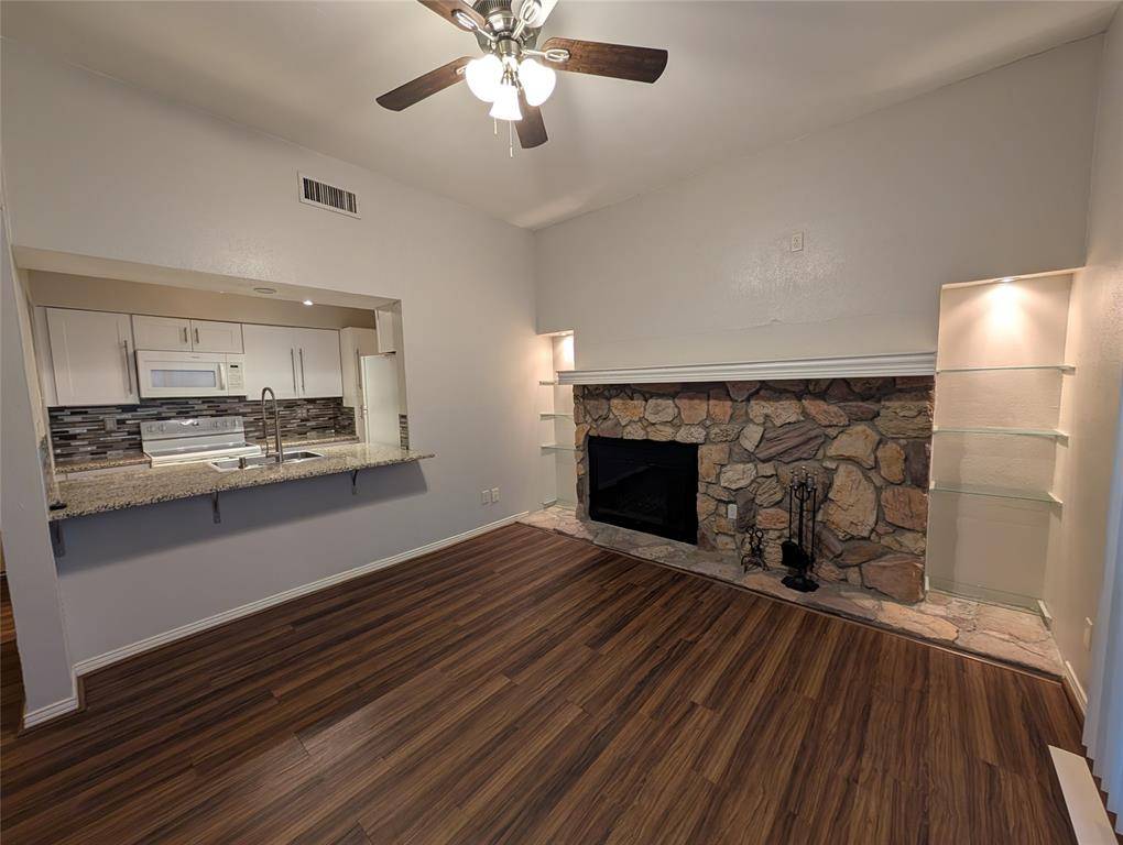 2921 Shelby Avenue, Dallas, TX 75219