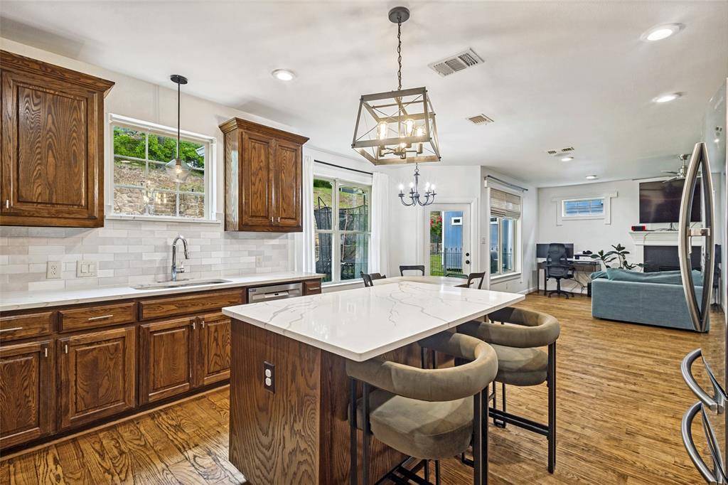 324 Collins Street, Argyle, TX 76226