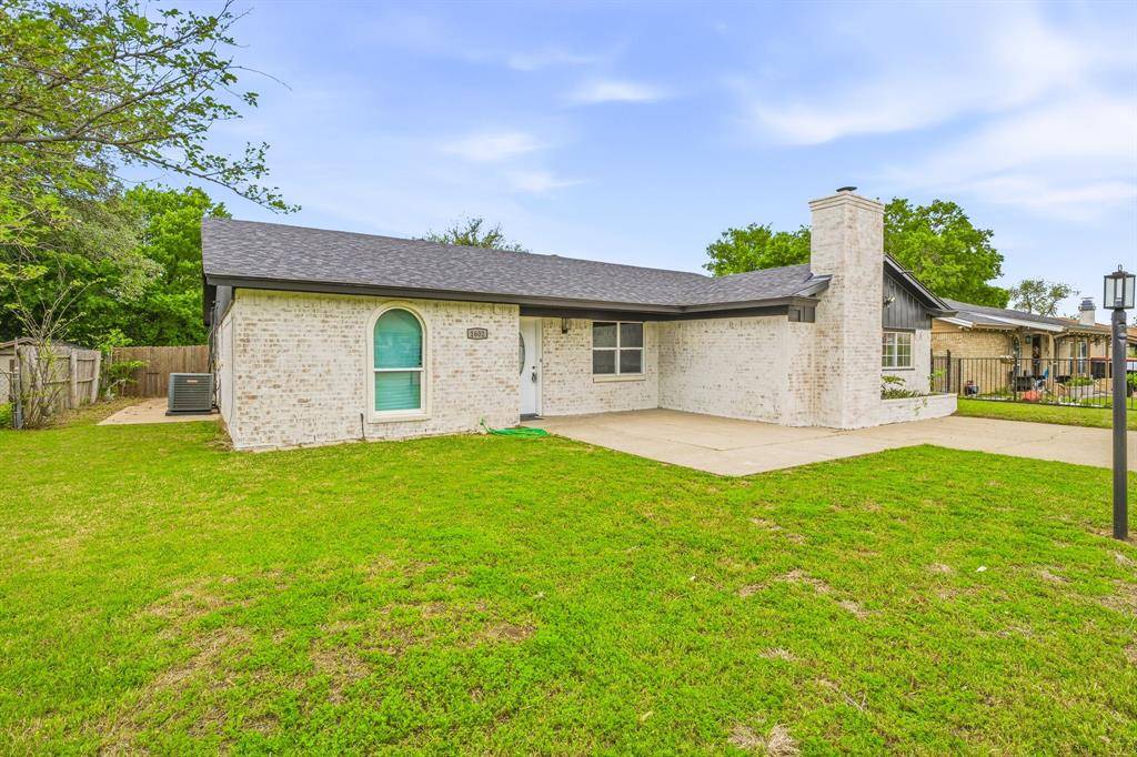 1602 Marie Terrace, Arlington, TX 76010