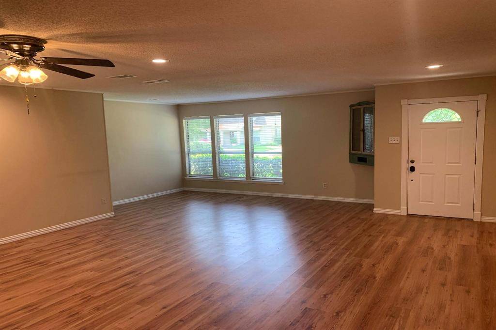 3353 Dorado Beach Drive, Farmers Branch, TX 75234