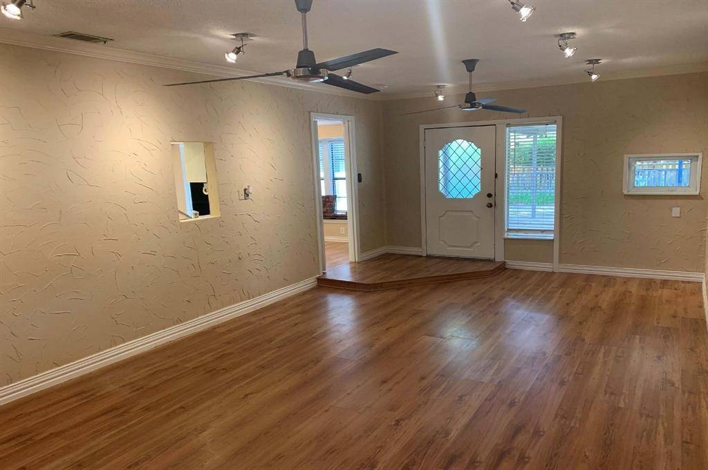 3353 Dorado Beach Drive, Farmers Branch, TX 75234