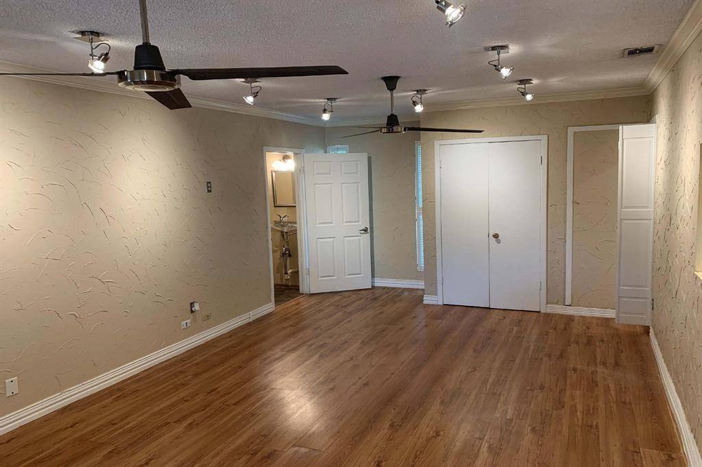 3353 Dorado Beach Drive, Farmers Branch, TX 75234