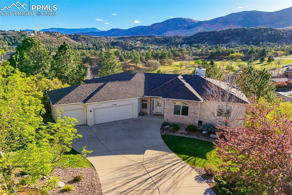 2285 Angelbluff CT, Colorado Springs, CO 80919