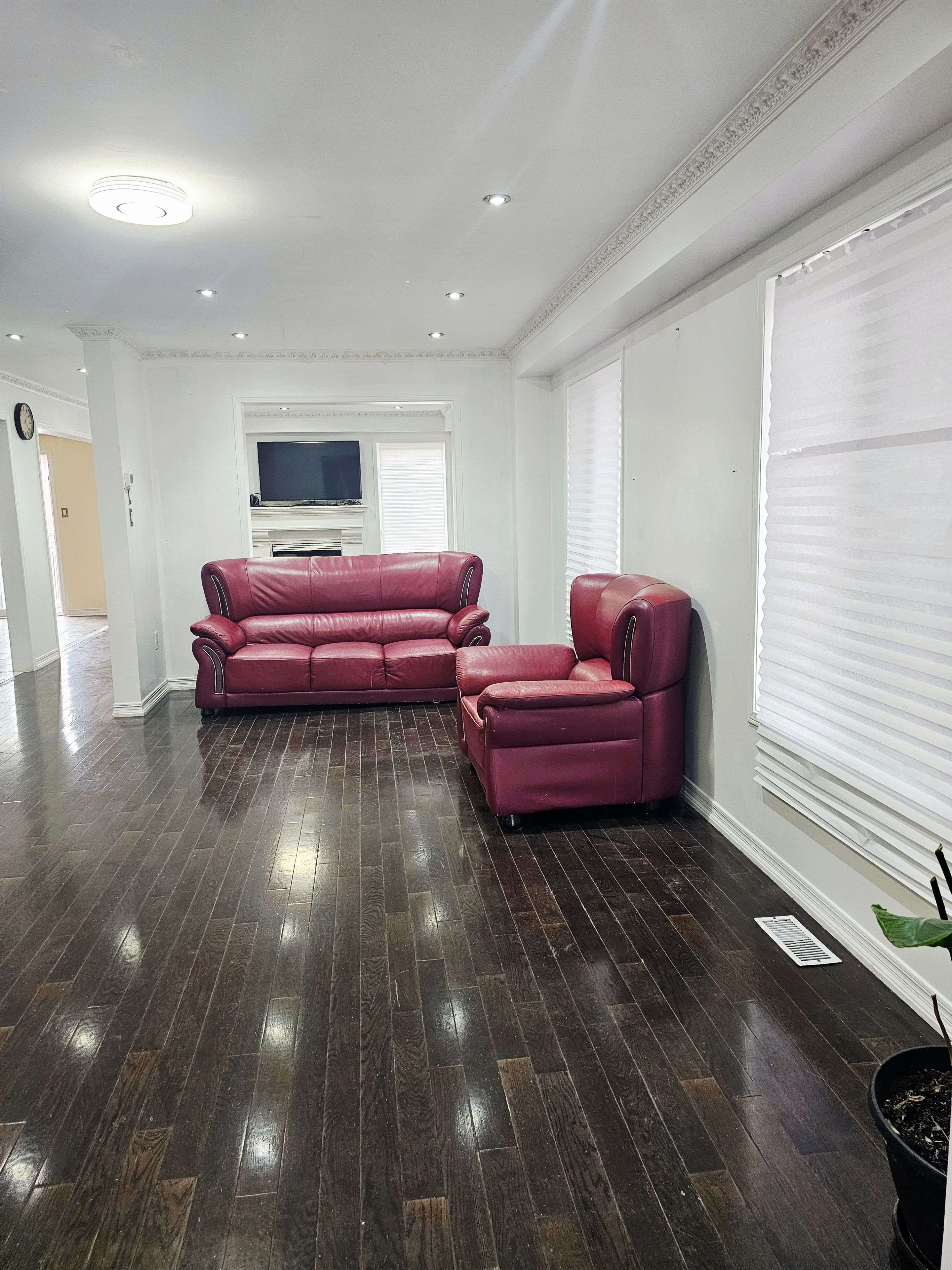 39 Atherton AVE, Ajax, ON L1T 4X7