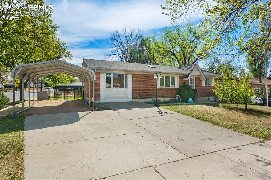 1115 Kingsley DR, Colorado Springs, CO 80909