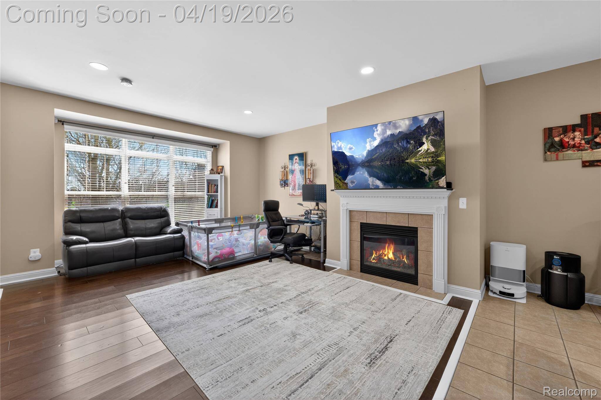 11693 Squiers BLVD #99, Utica, MI 48315