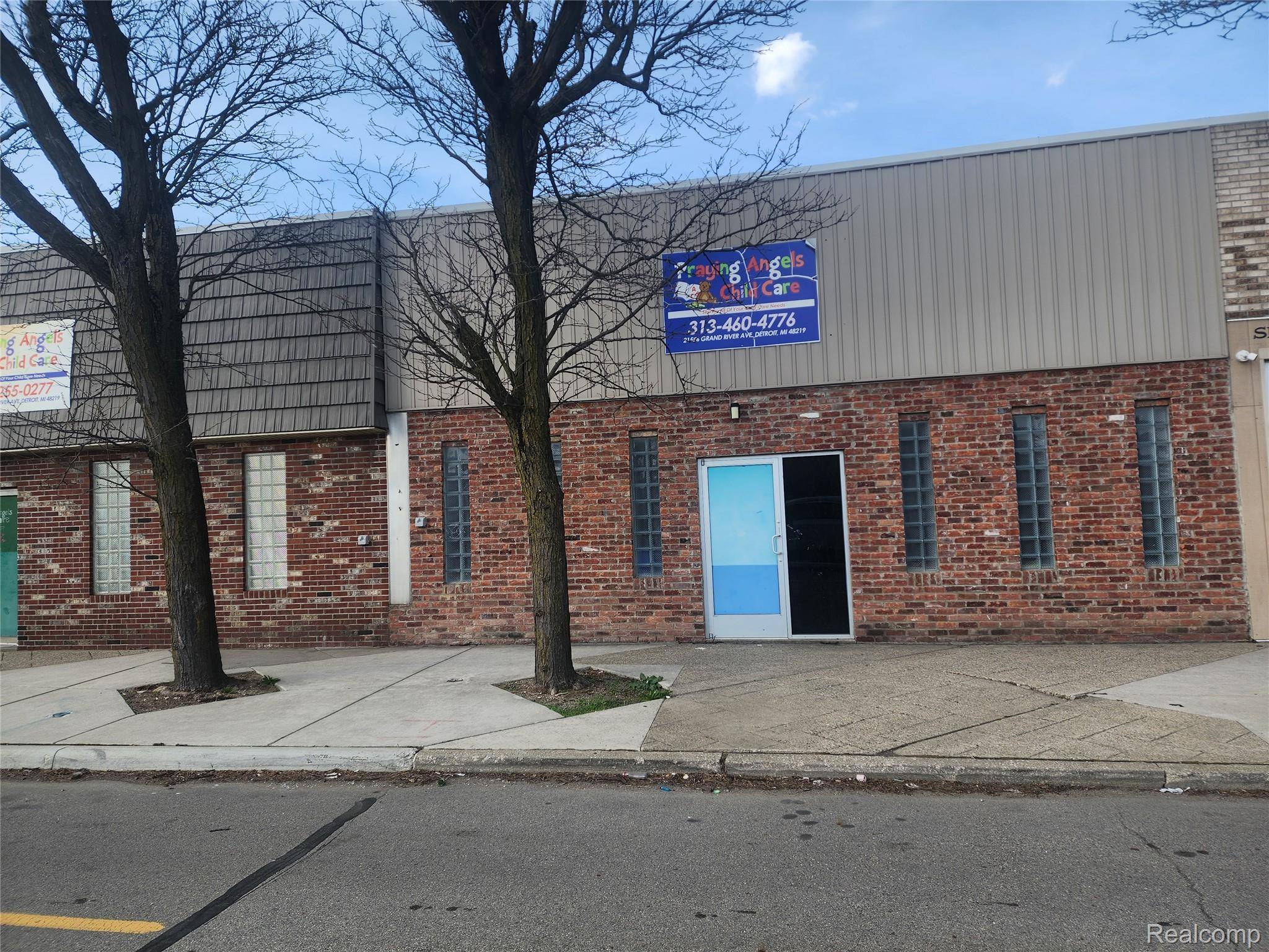 21548 Grand River AVE, Detroit, MI 48219