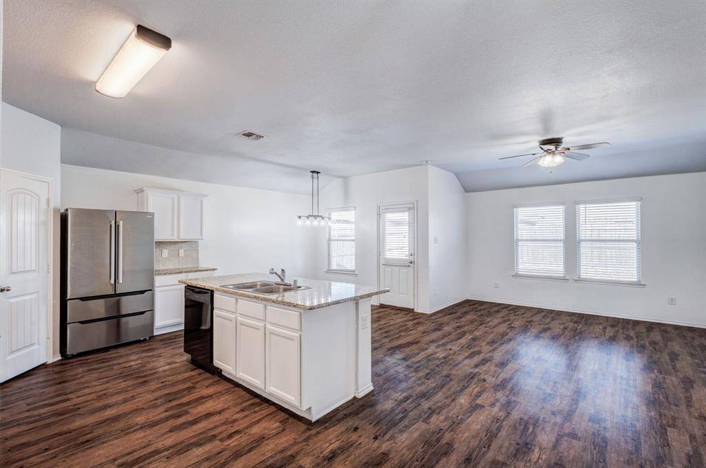 1814 Prairie View Drive, Princeton, TX 75407