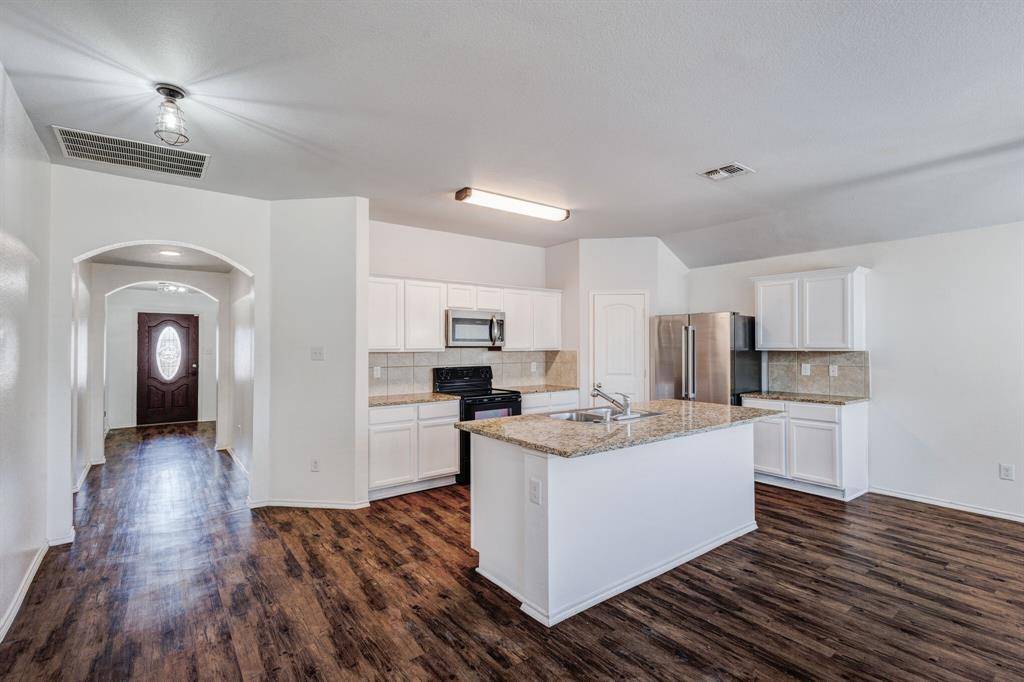 1814 Prairie View Drive, Princeton, TX 75407